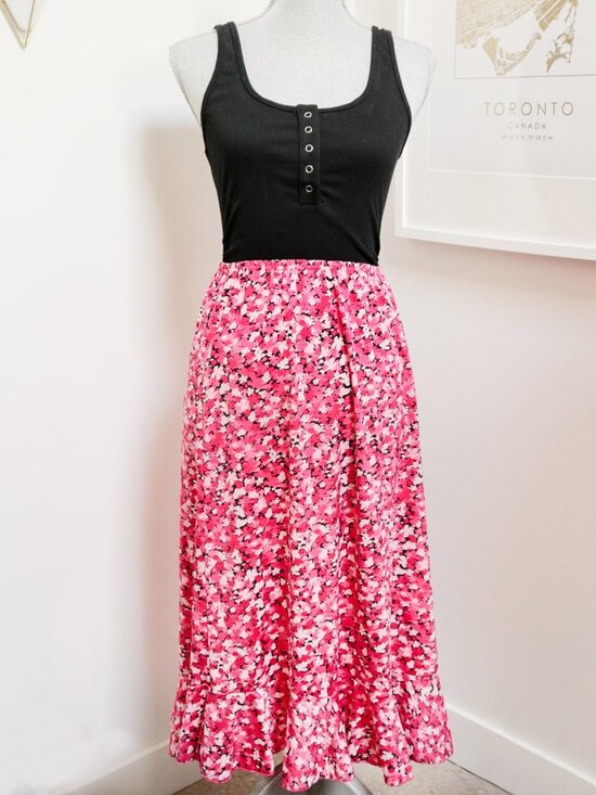 Vintage Dresses & Skirts - Vintage 90s Long Hot Pink & Black Ruffled Hem Floral Skirt, Y2K Girly Mall Rat